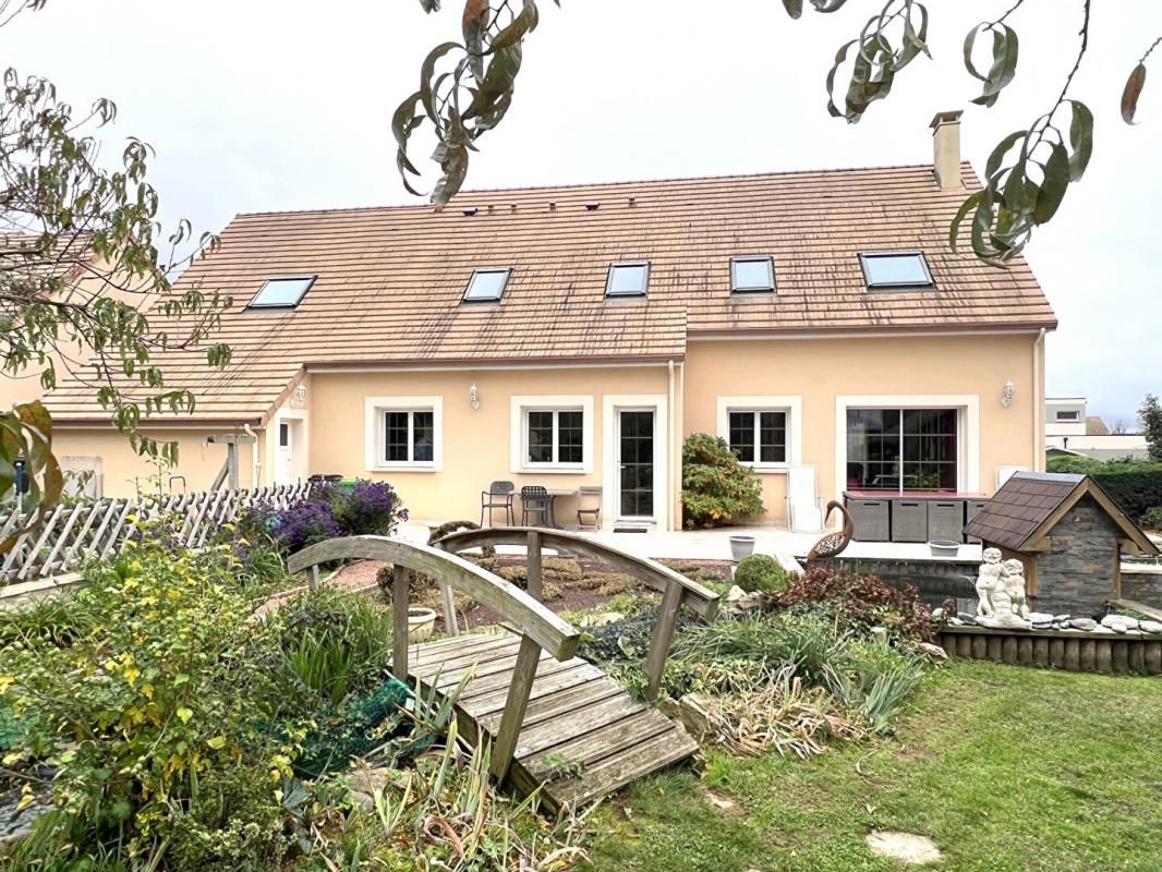 MULSANNE Maison - Mulsanne - 7 pièce(s) - 197 m² 2