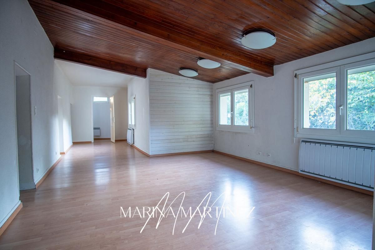 CASTELNAUDARY Corps de ferme du XIXe siècle avec jardin attenant 2