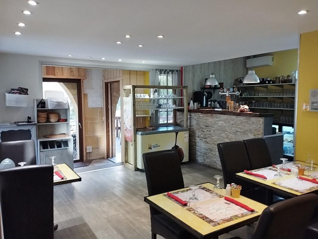 SARLAT-LA-CANEDA Secteur SARLAT - RESTAURANT BAR BRASSERIE, GRANDE TERRASSE 4