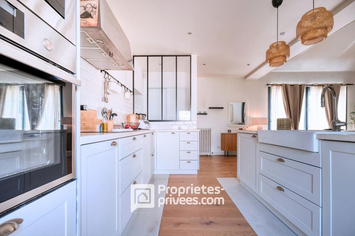 FONTENAY-LES-BRIIS Magnifique corps de ferme réhabilité 3