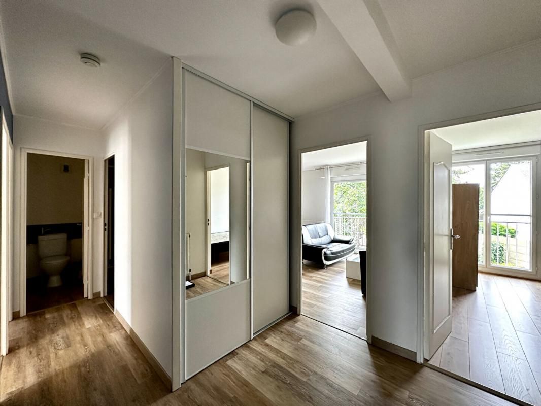 ANGERS Appartement T4 3