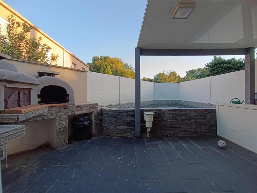 ISTRES Maison Istres 100 m2 avec deux Terrasses ET garage 2