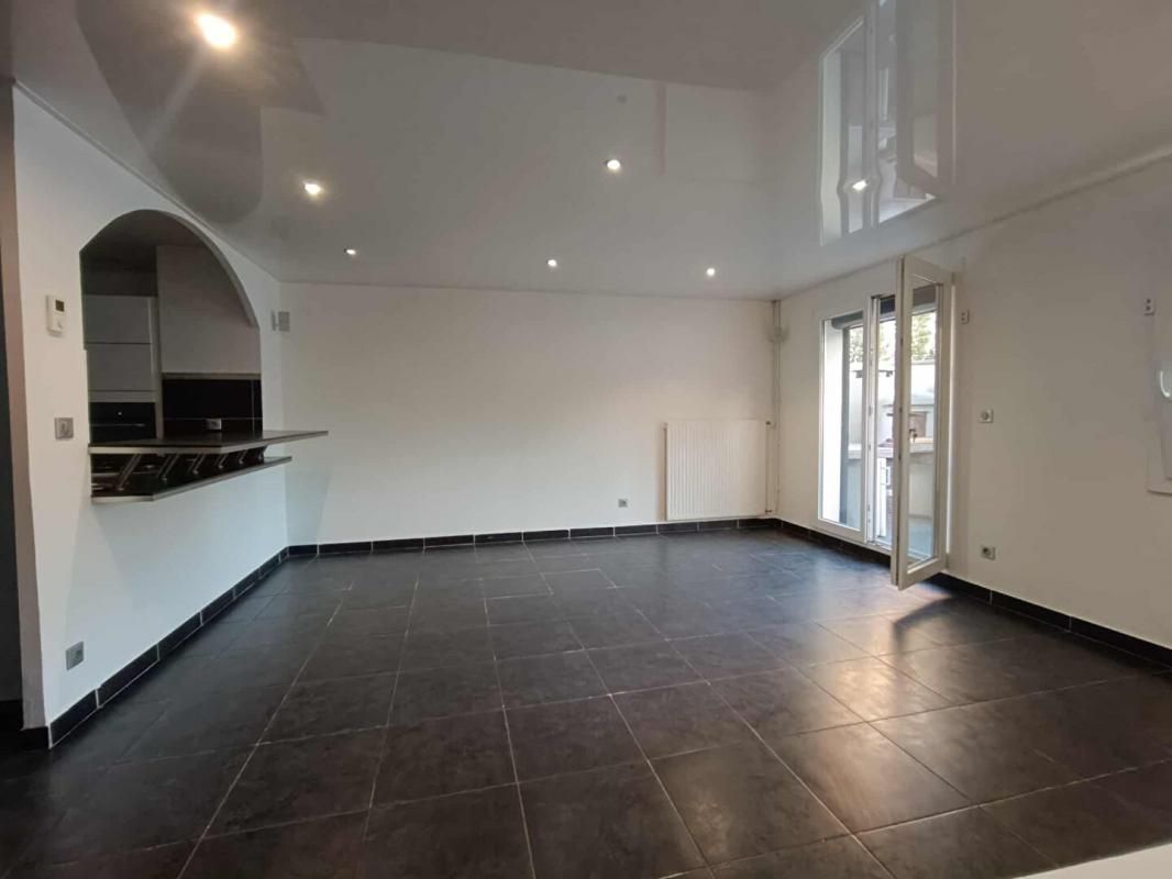 ISTRES Maison Istres 100 m2 avec deux Terrasses ET garage 4