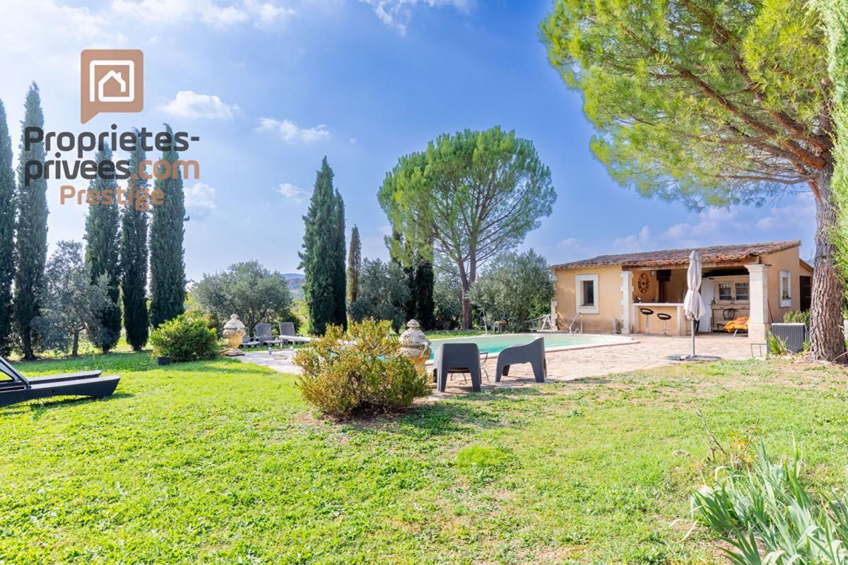 VILLARS Bastide au calme à  Villars  (84)10 pièce(s) 275 m2 sur une parcelle de 19500m2, piscine 4