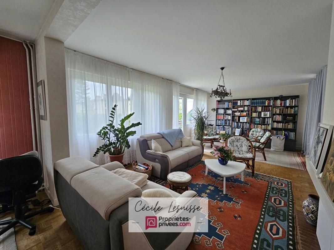 LILLEBONNE Grande maison lumineuse - Très beaux volumes 2