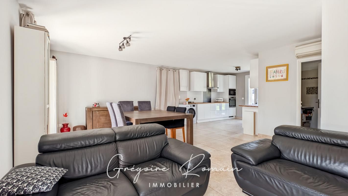 SALON-DE-PROVENCE Maison Salon De Provence 4 pièce(s) 95 m2 4