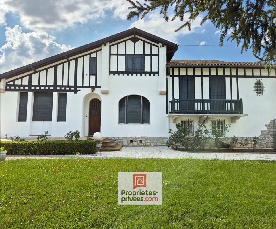 Maison - 5 chambres, proche gare et autoroute, et Salies de Béarn