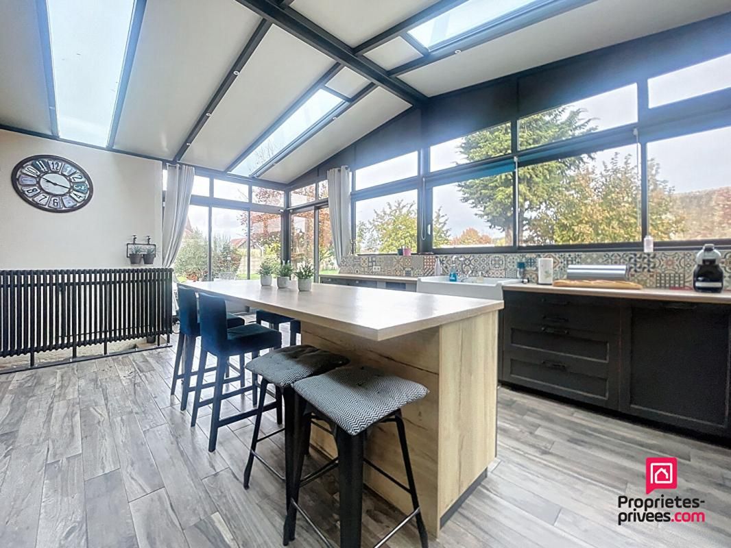 SAINT-COSME-EN-VAIRAIS Centre ville, maison bourgeoise de 7 pièces ? 185 m² ? 5 chambres 4