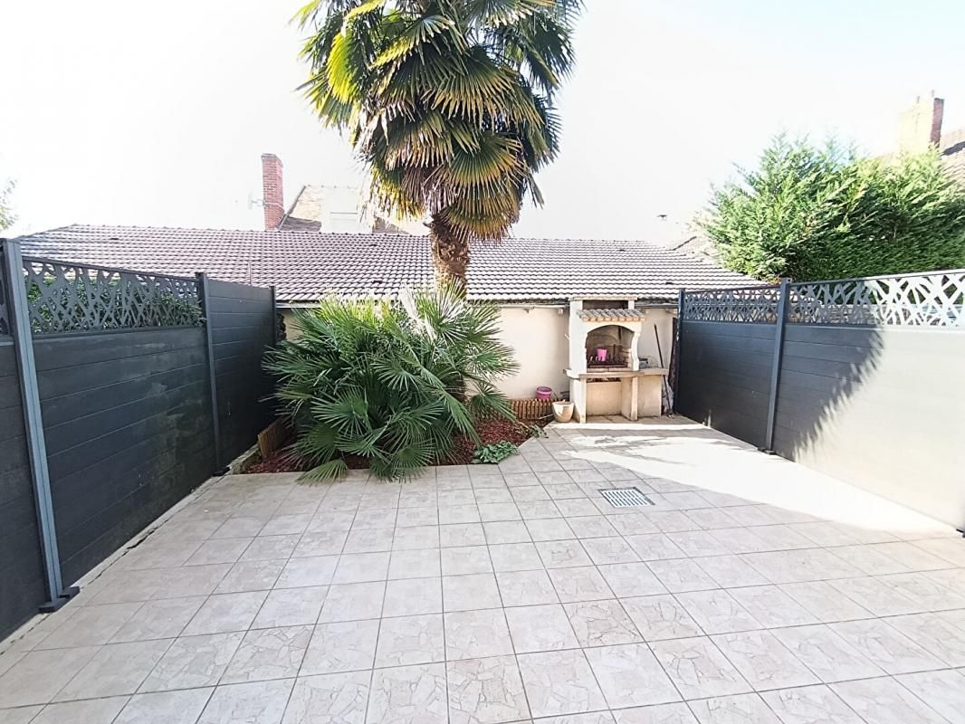 SAINT-PIERRE-DU-PERRAY Maison Saint Pierre Du Perray 103 m2 au sol 1