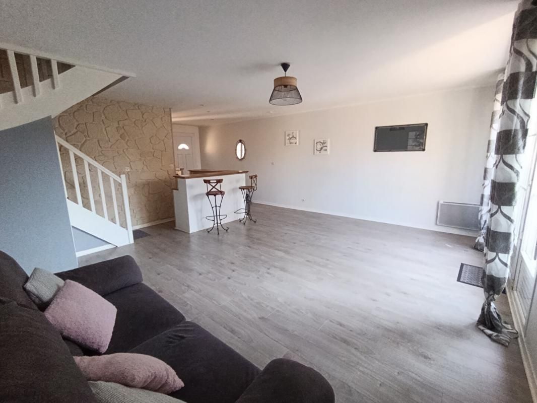 SAINT-PIERRE-DU-PERRAY Maison Saint Pierre Du Perray 103 m2 au sol 4