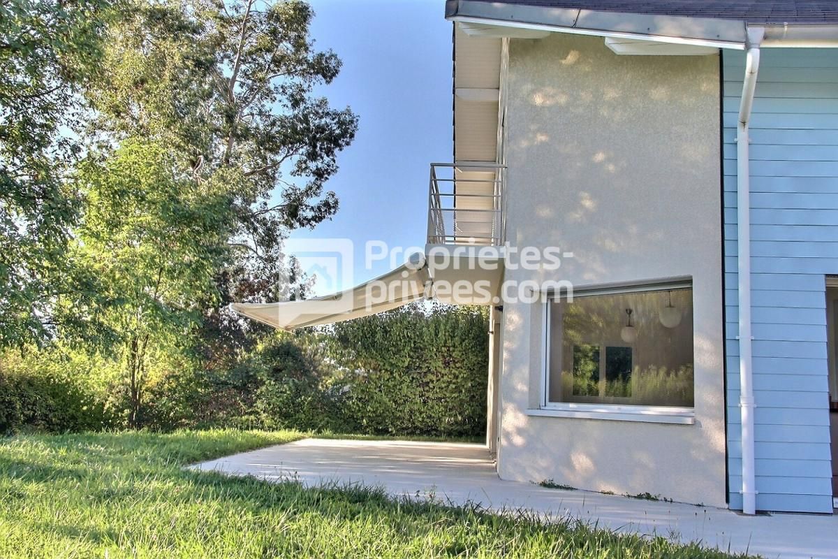 BRISON-SAINT-INNOCENT 73100-Maison Brison Saint Innocent-6 chambres- 8 pieces 4