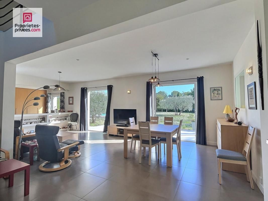 DRAGUIGNAN Belle Villa Draguignan 6 pièce(s) 169 m2 4