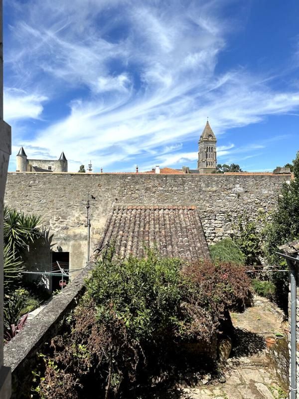 NOIRMOUTIER-EN-L'ILE Maison Noirmoutier En L Ile 7 pièce(s) 175 m2 2