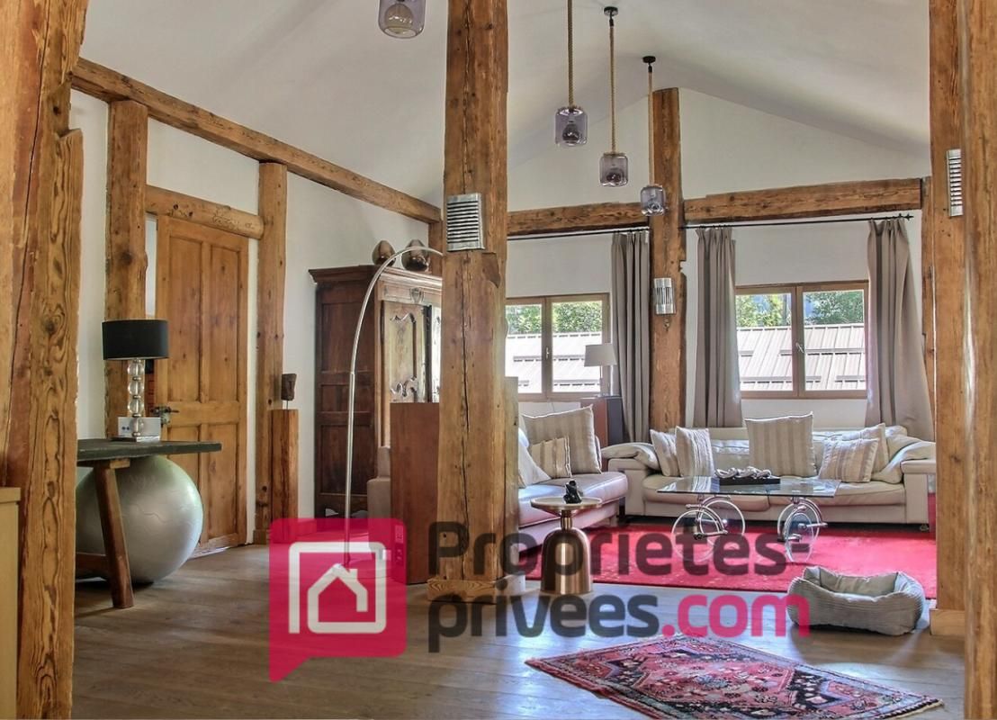 Haute savoie-Maison individuelle 7 pièces 245 m2