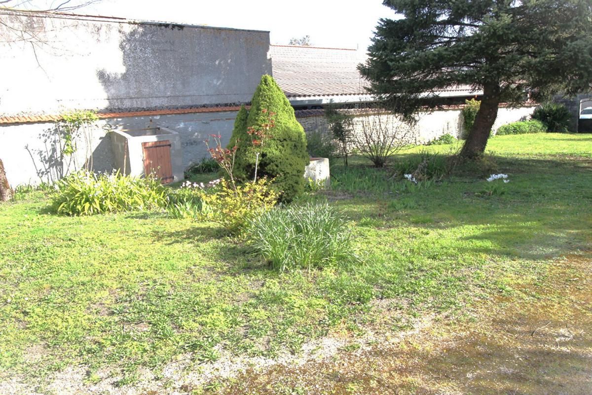 JARNAC-CHAMPAGNE Maison charentaise - Jarnac Champagne - 11 pièces - 273 m2 4