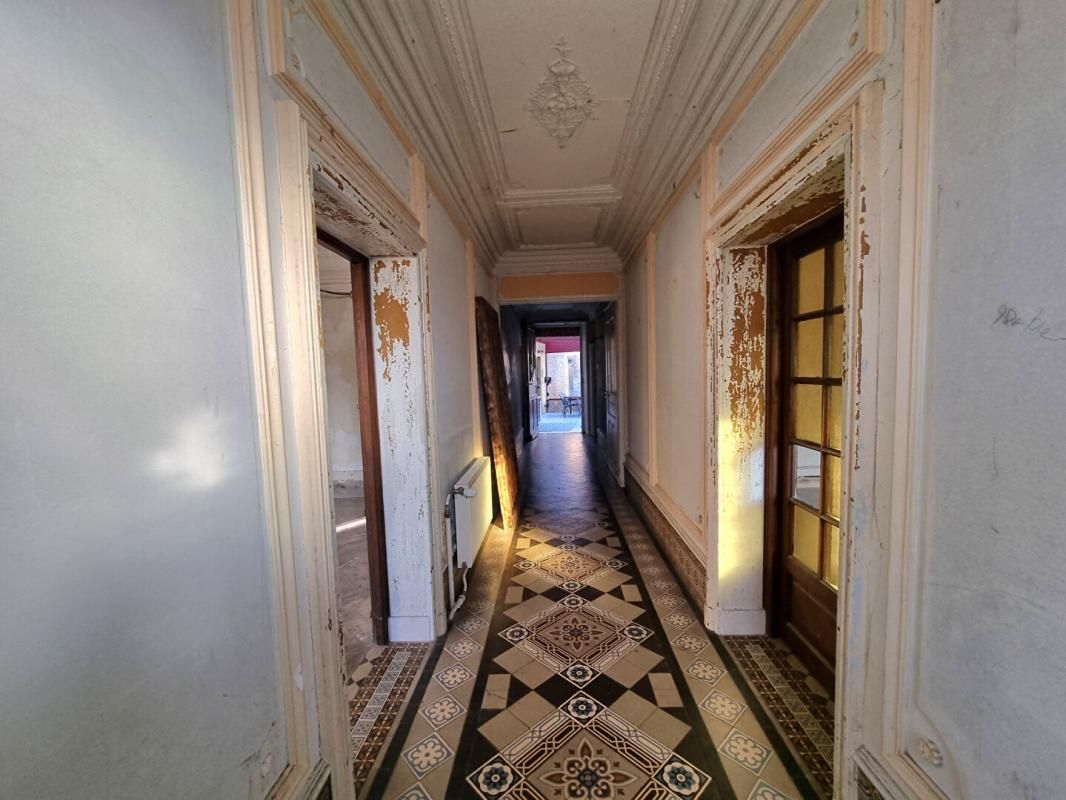 SAINT-MICHEL Maison Saint Michel 8 pièce(s) 273 m2 4