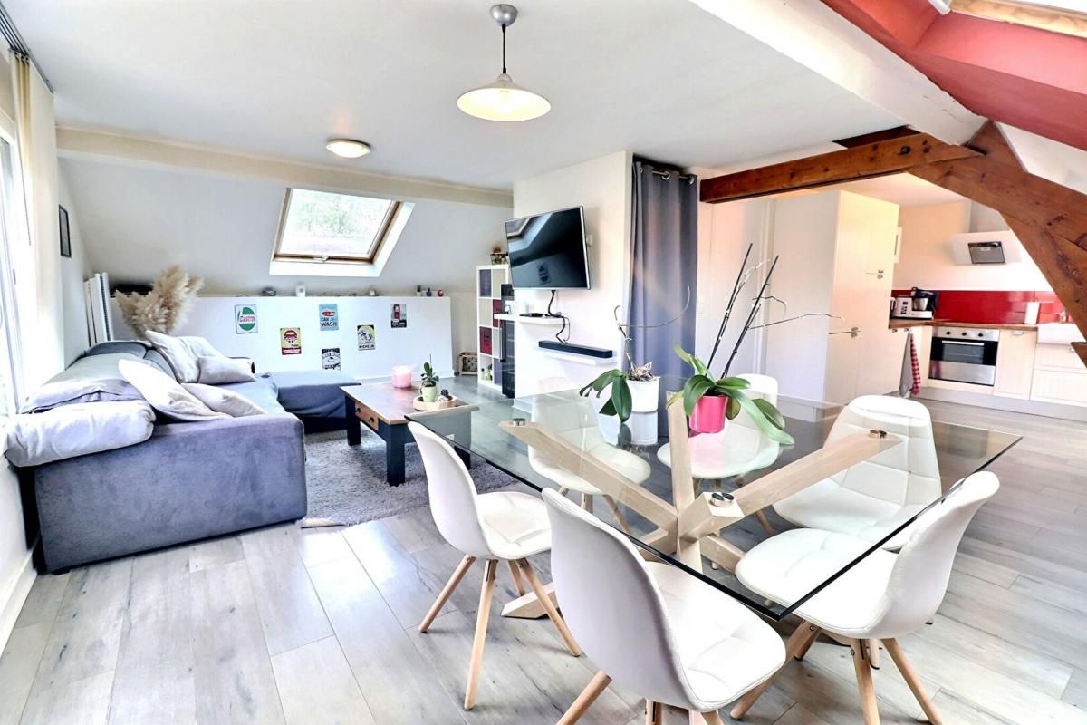 AUGER-SAINT-VINCENT Proche CREPY EN VALOIS -  77M² - 2 Chambres - Garage 3