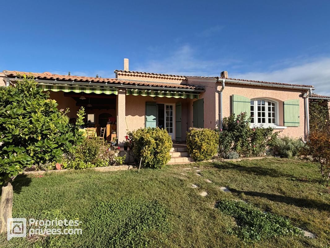 AUBIGNAN Maison de plain-pied avec 5 chambres, jardin, piscine et garage à Aubignan 2