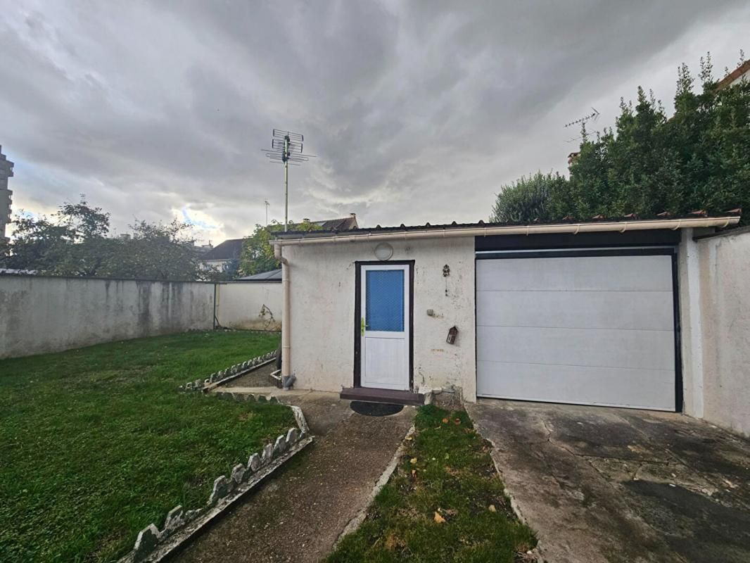 VILLEPINTE Maison plein pied à Villepinte  à moin de 5min à pied de la gare 2