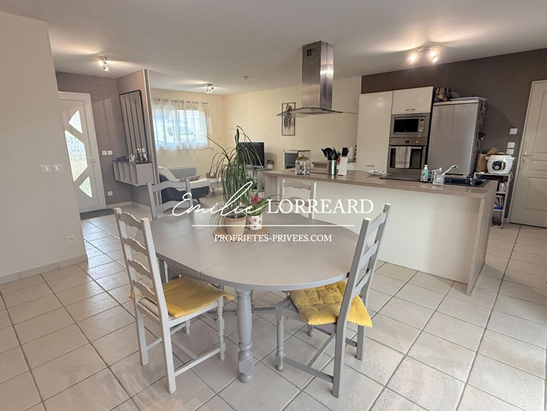 CHAMPAGNE Maison Champagné 5 pièce(s) 125 m2 4