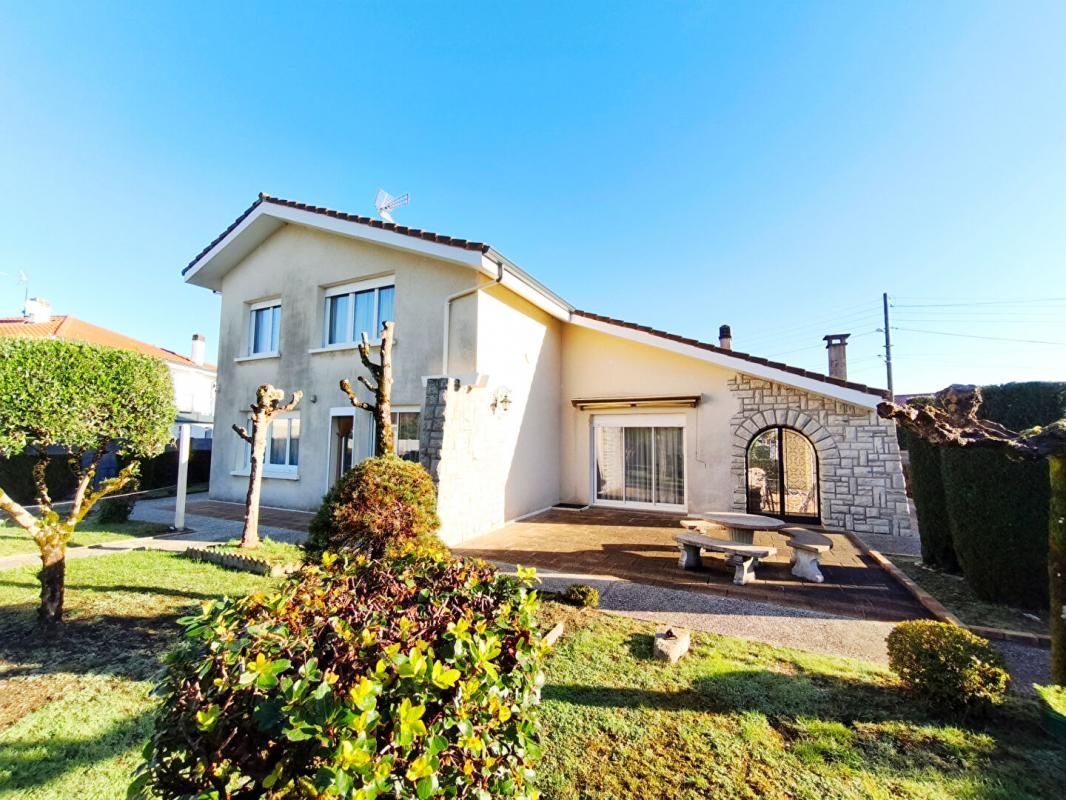 SAINT-PAUL-LES-DAX Maison saint paul les dax 181 m2 2