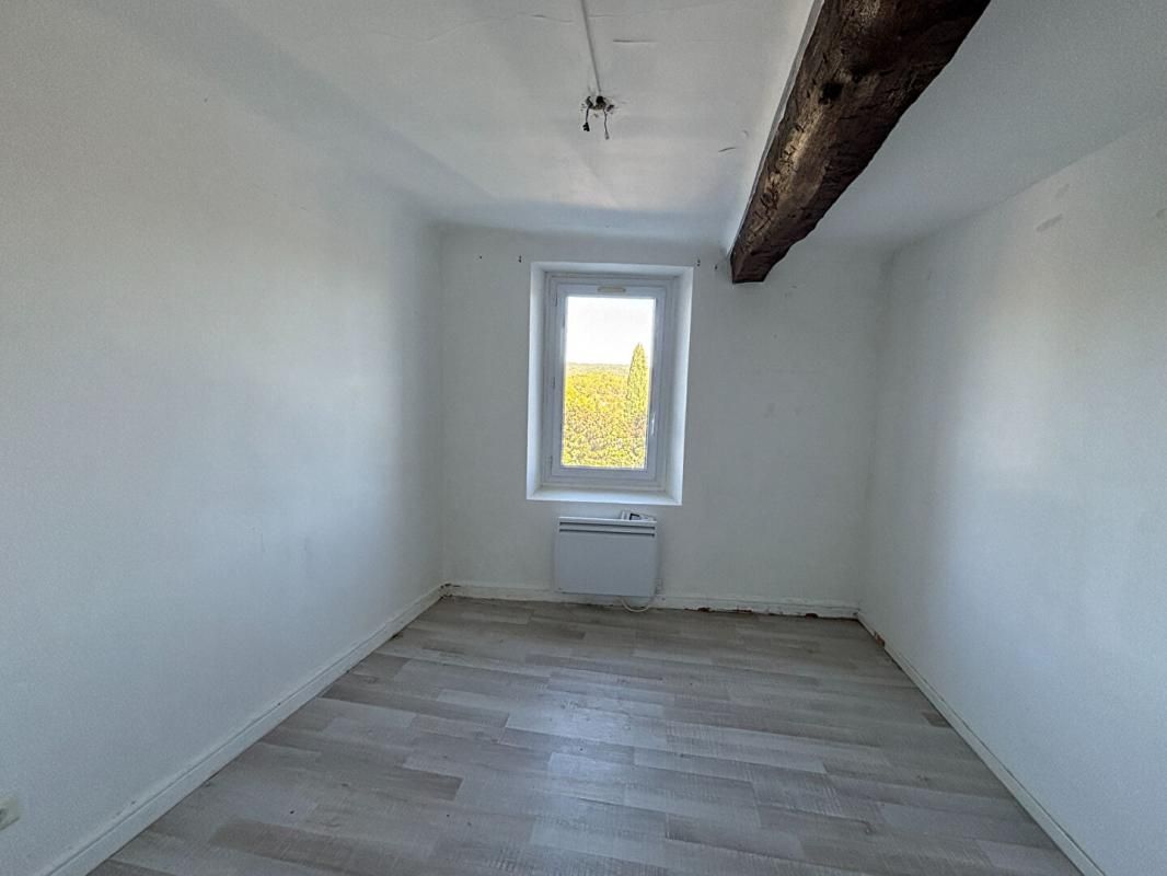 FLAYOSC Appartement Flayosc 2 pièce(s) 33 m2 4