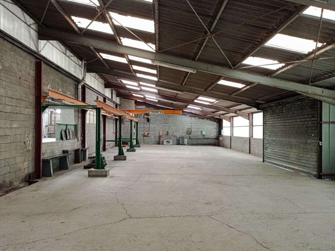 CASTRES CASTRES - LOCAL D'ACTIVITE, ENTREPOT 1450 m² 4