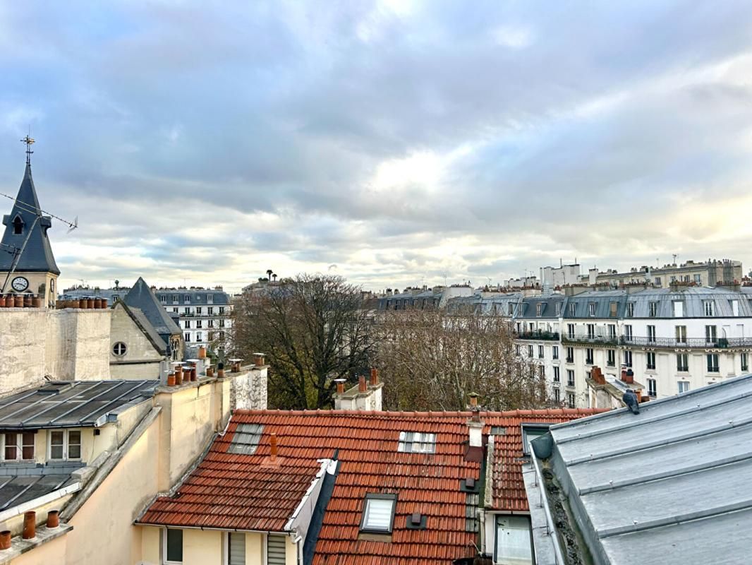 PARIS-5E-ARRONDISSEMENT Paris - Rue Mouffetard  - Studio de 18,90 m2 - Dernier étage 4