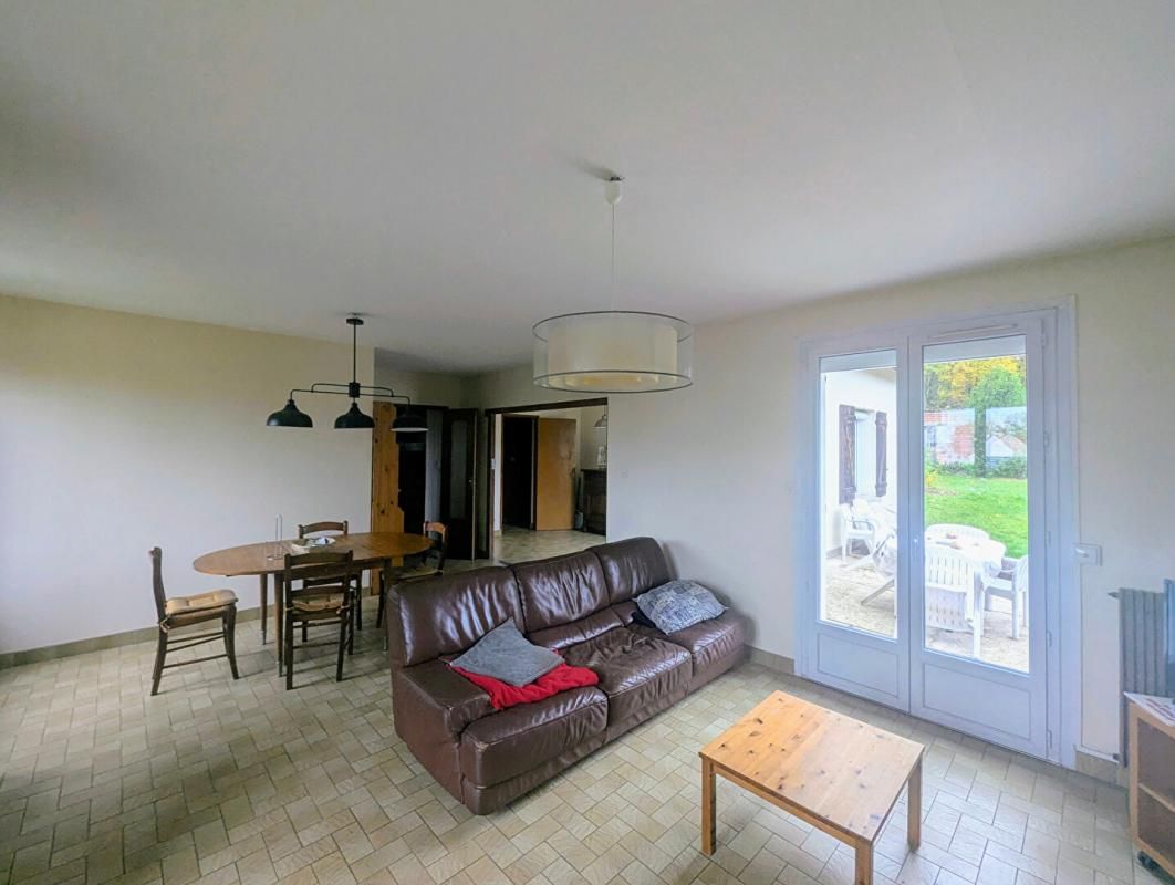 BRIIS-SOUS-FORGES Maison Briis Sous Forges 3