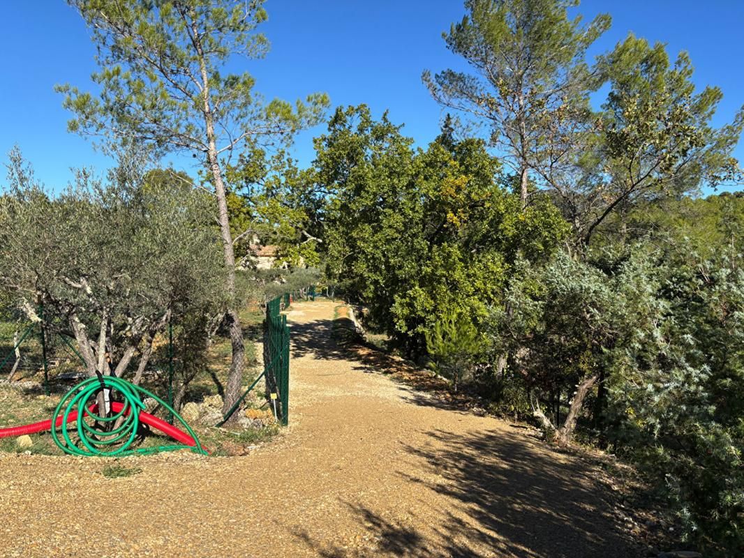 FLAYOSC Terrain constructible 1622 m2 4