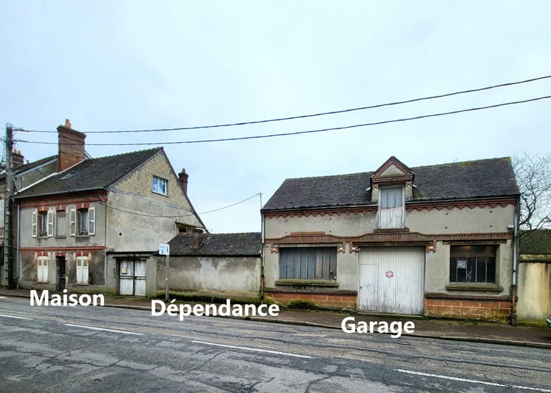 Maison à rénover (99m²), Nonancourt (27320), 7 pièces, garage, dépendance, cave à vin, terrain de 210 m². Prix HAI : 95 990