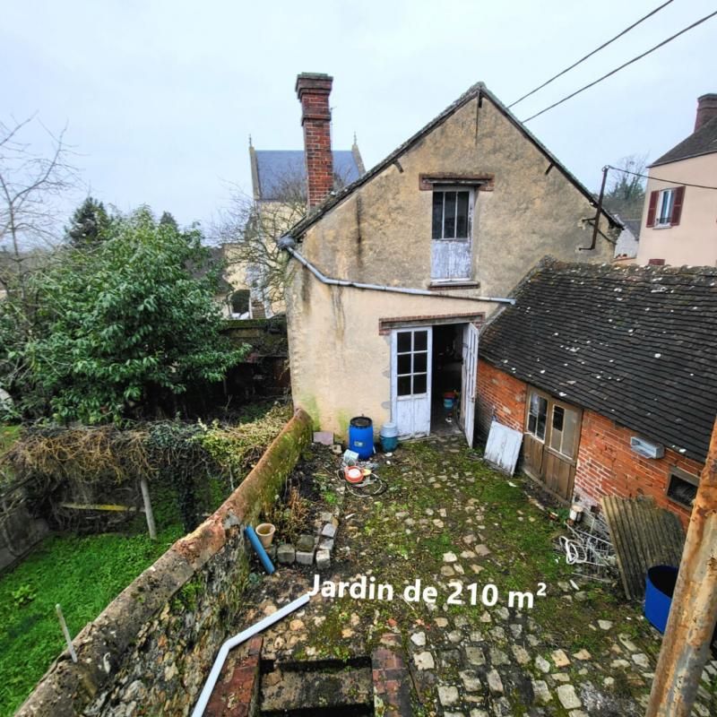 NONANCOURT Maison à rénover (99m²), Nonancourt (27320), 7 pièces, garage, dépendance, cave à vin, terrain de 210 m². Prix HAI : 95 990 2