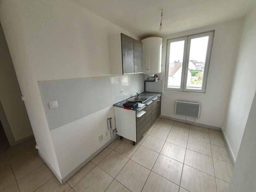 SAINT-FLORENT-SUR-CHER Appartement loué Saint Florent Sur Cher 3 pièce(s) 57 m2 2