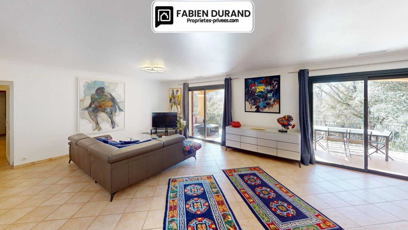 LA MOTTE Villa La Motte- Parc paysager, piscine, prestations haut de gamme 2