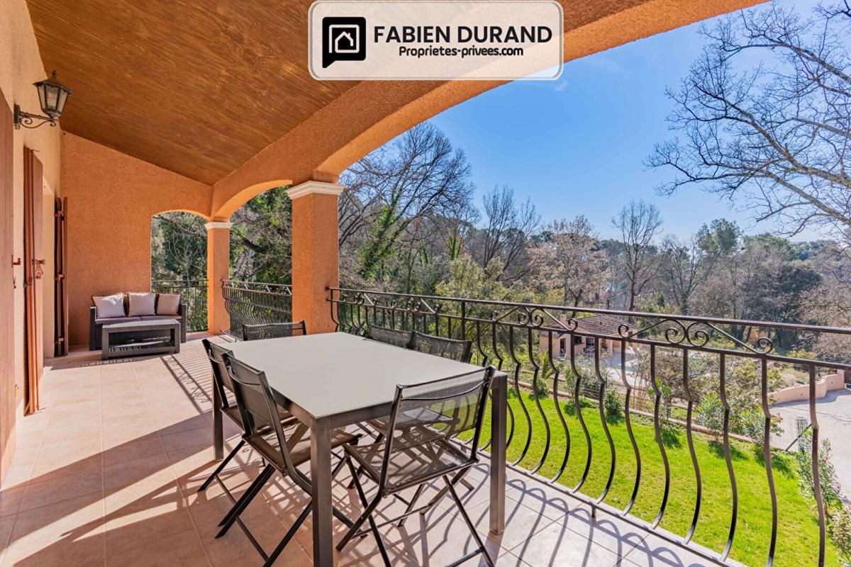 LA MOTTE Villa La Motte- Parc paysager, piscine, prestations haut de gamme 3