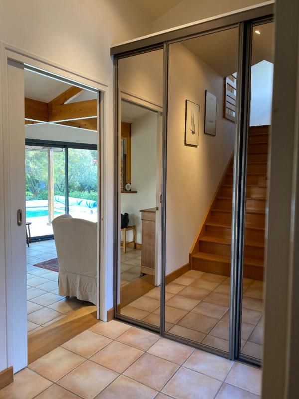 THEIX Aux portes de Vannes 10' du port  maison 145M2 avec piscine et jardin 1500M2 3