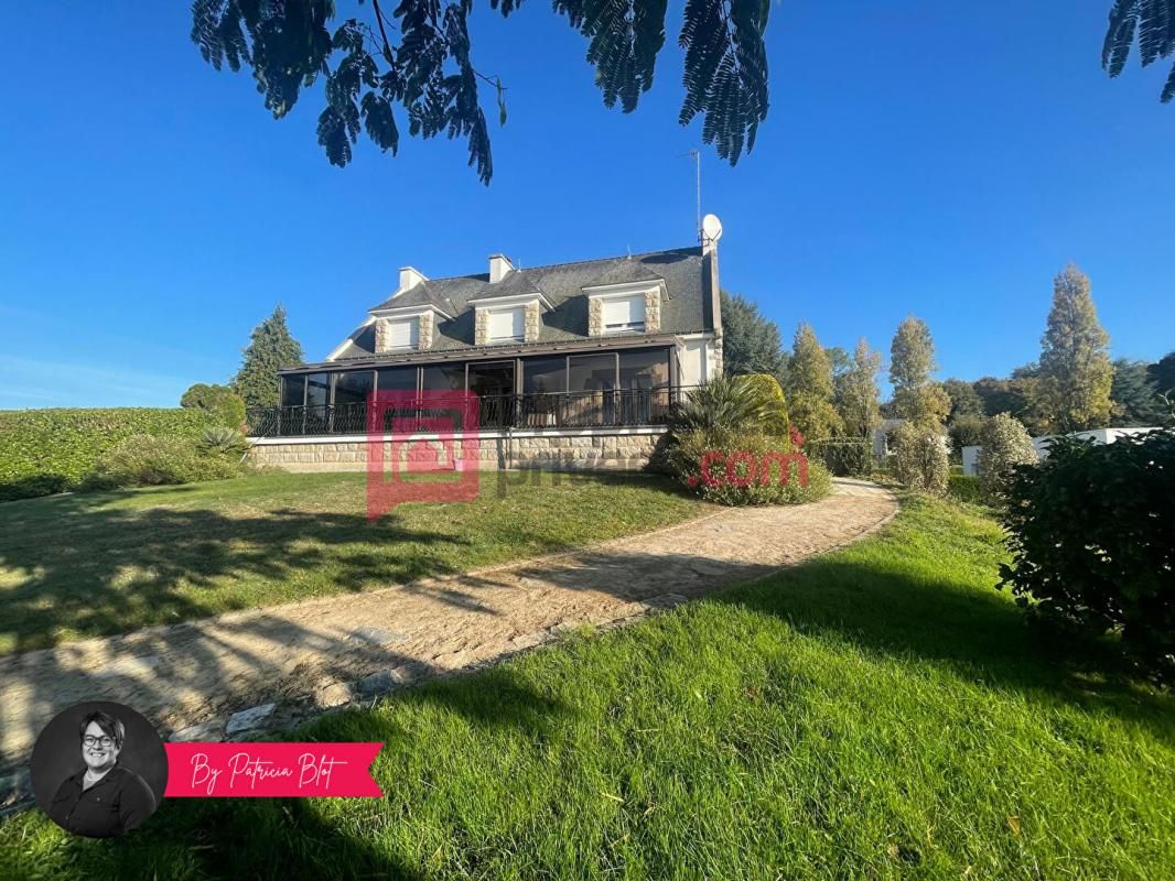 VANNES À VENDRE - Superbe maison familiale de 305 m² à Rochefort-en-Terre 3