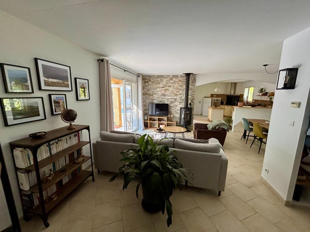 UZES Jolie villa avec piscine 4