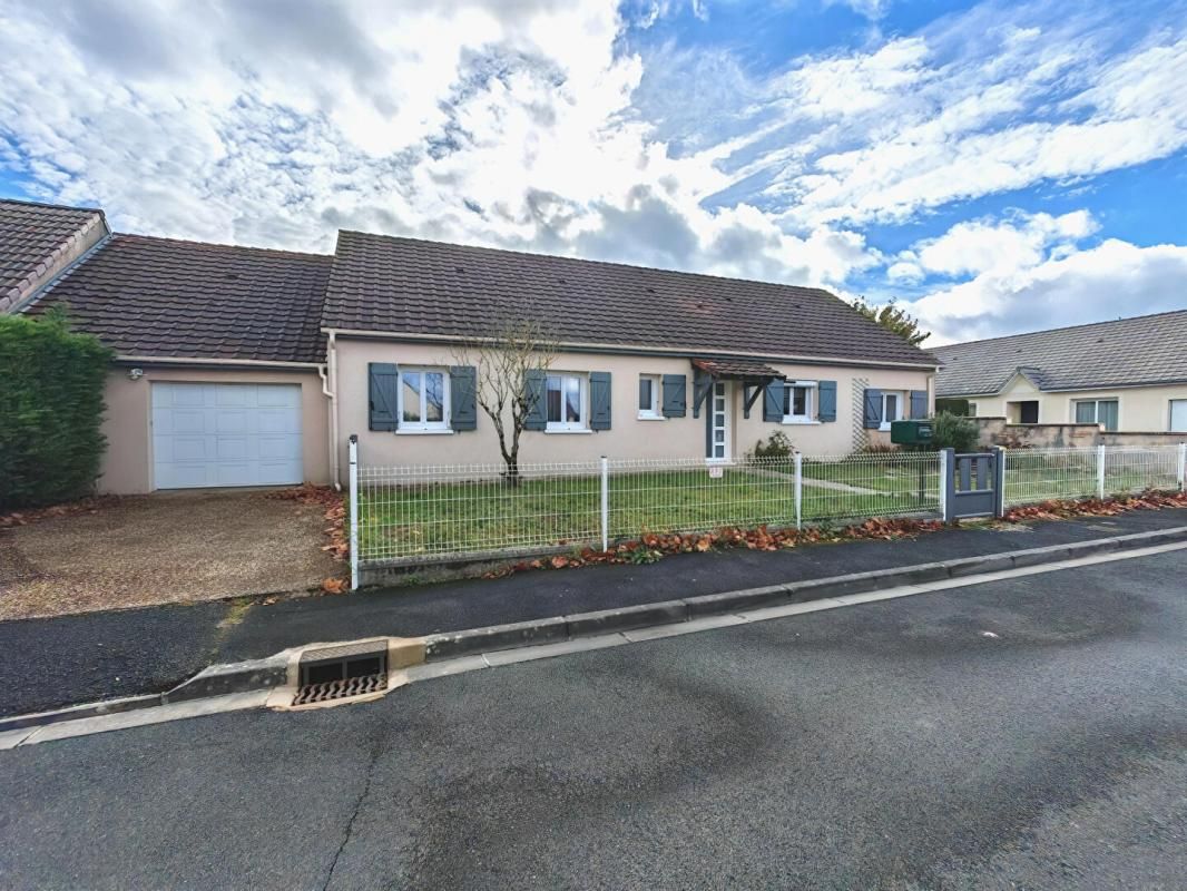 Exclu Le Poinçonnet : Maison de plain-pied intégral, 5 chambres, 124 m2, grand garage, jardin