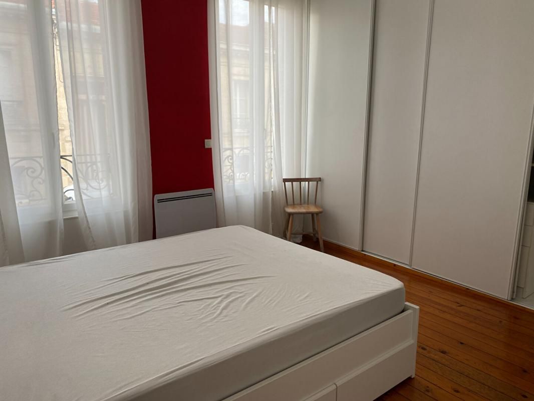 BORDEAUX A LOUER Appartement T4 avec jardin, rue Cazenave  Bordeaux! 3