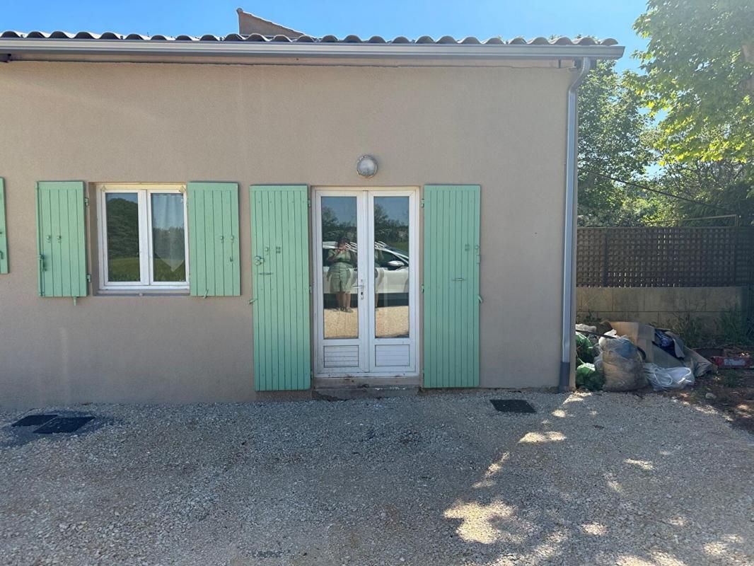 AIX-EN-PROVENCE Appartement T1 en rez-de-jardin ? Aix-en-Provence (Les Milles) 2