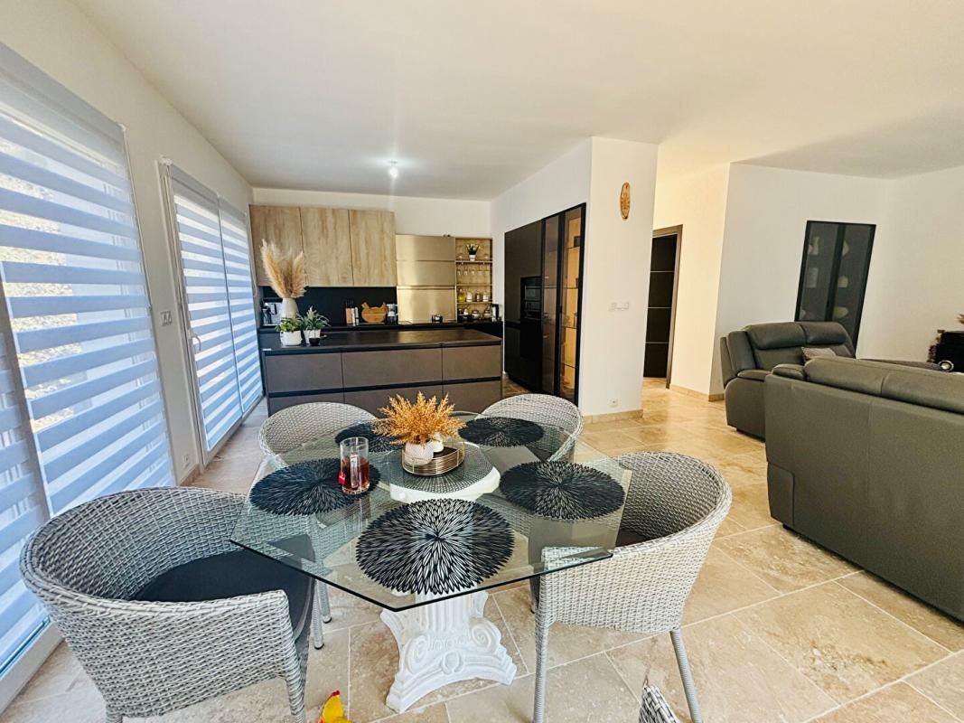 TOURRETTE-LEVENS Villa neuve 2025 individuelle Tourrette Levens 4 pièces 110 m2 jardin parking 2