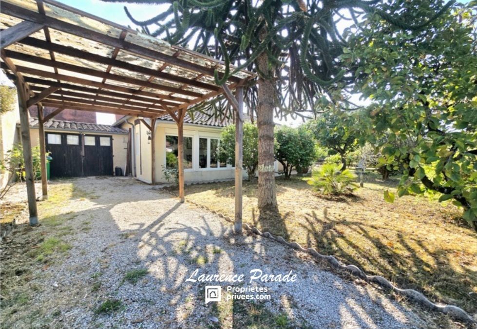 MUSSIDAN Maison de plain pied avec jardin garage 3