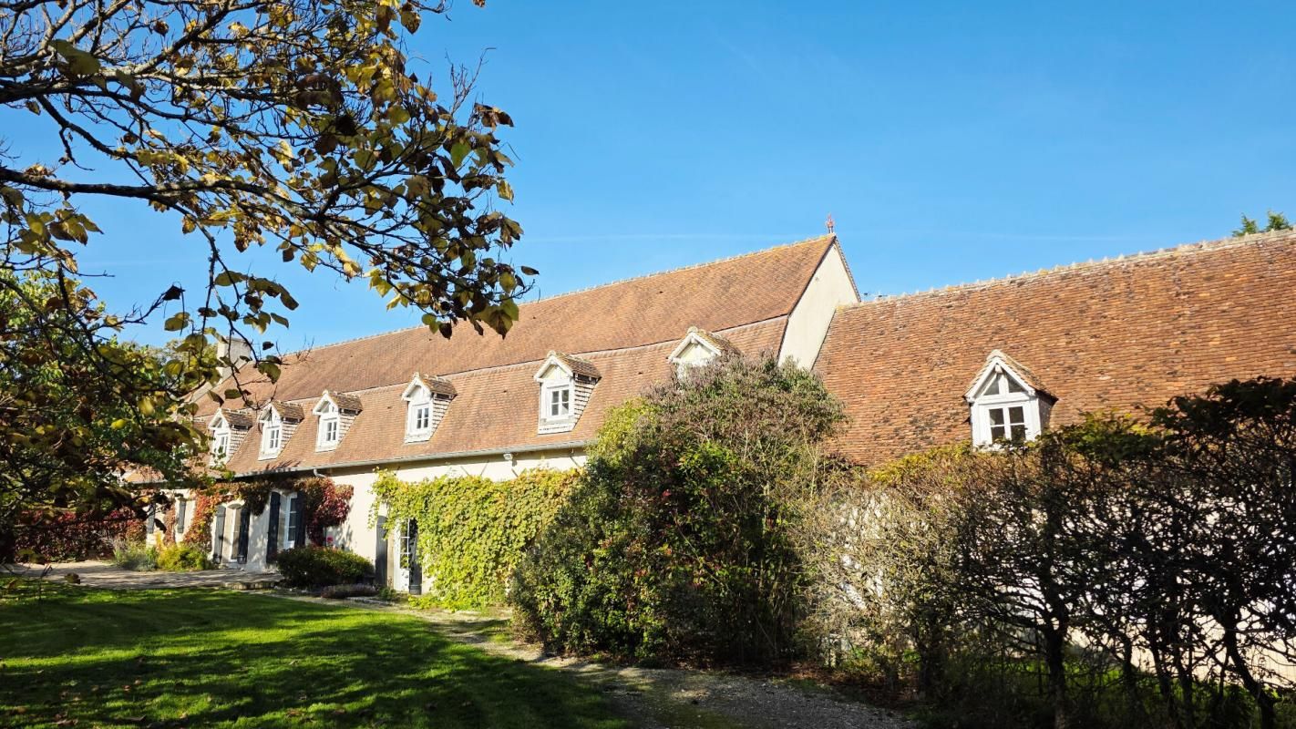 MARMAGNE MARMAGNE PROPRIETE 13 PIECES 8 CHAMBRES 1