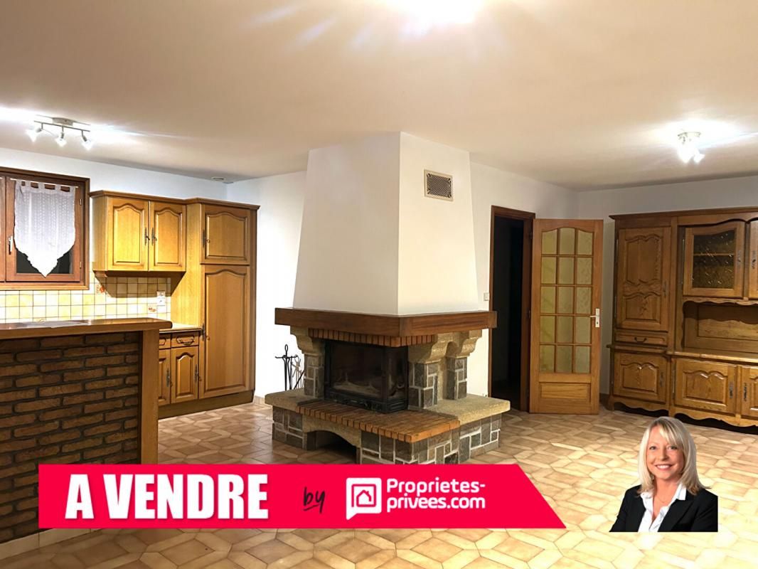 SAINT-BONNET-LE-TRONCY Maison Saint Bonnet Le Troncy 1