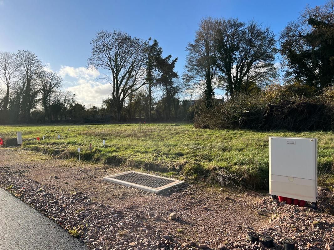 NORON-L'ABBAYE NORON L'ABBAYE TERRAIN DE 781 m² 3