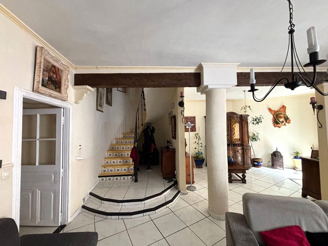 QUARANTE Maison Quarante 7 pièce(s) 280 m2 3