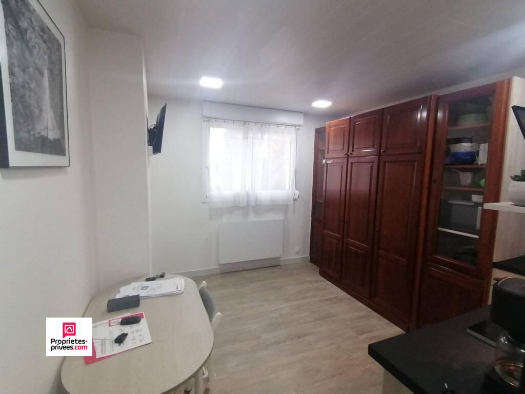 BAGNOLES-DE-L'ORNE BAGNOLES DE L'ORNE (NORMANDIE) , appartement 1 pièce, 15 m2 . Prix 50 000, honoraires 11,11% inclus à la charge de l'acquéreur , soit 45 000  hors honoraires 4