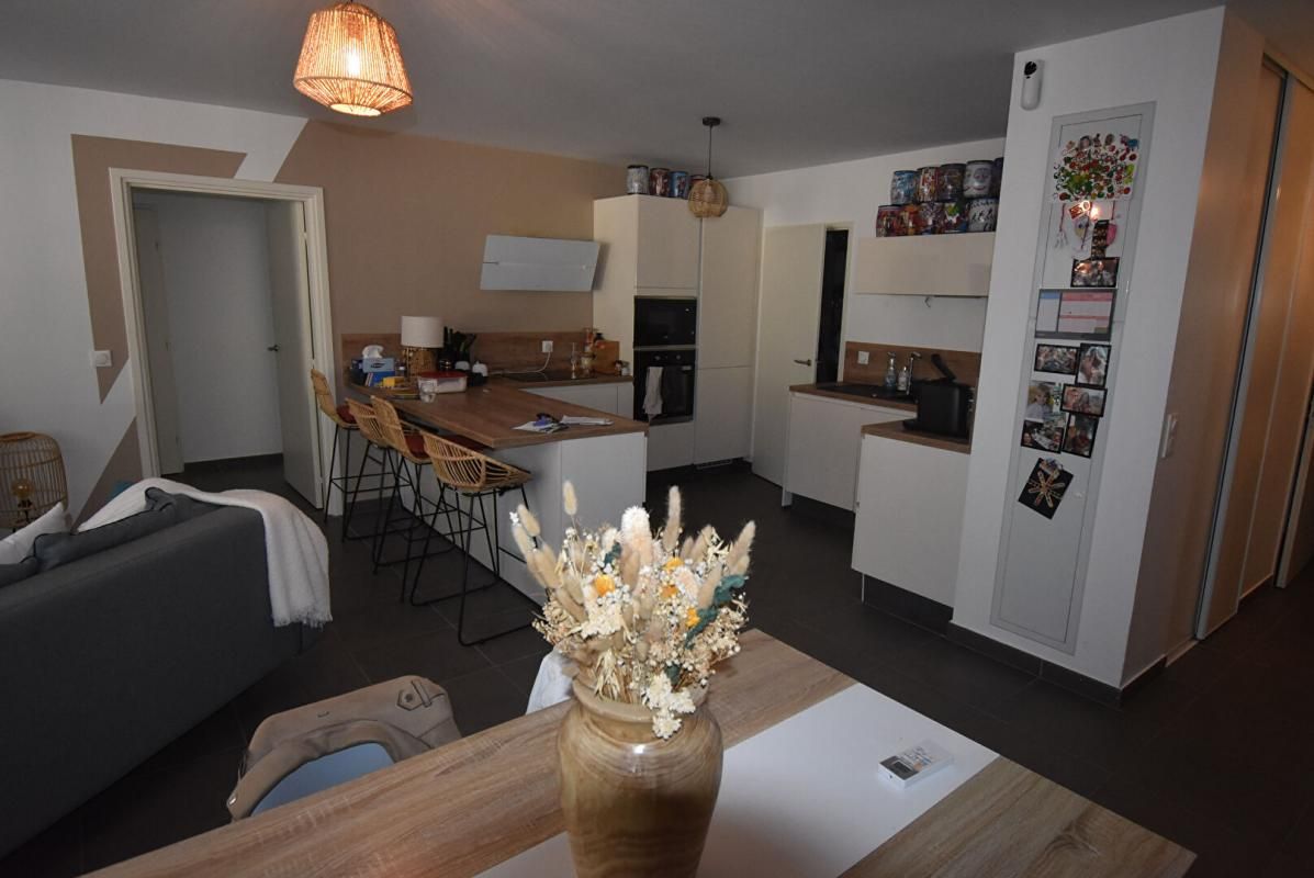 NIMES Appartement T3 avec parking dans résidence de standing 2