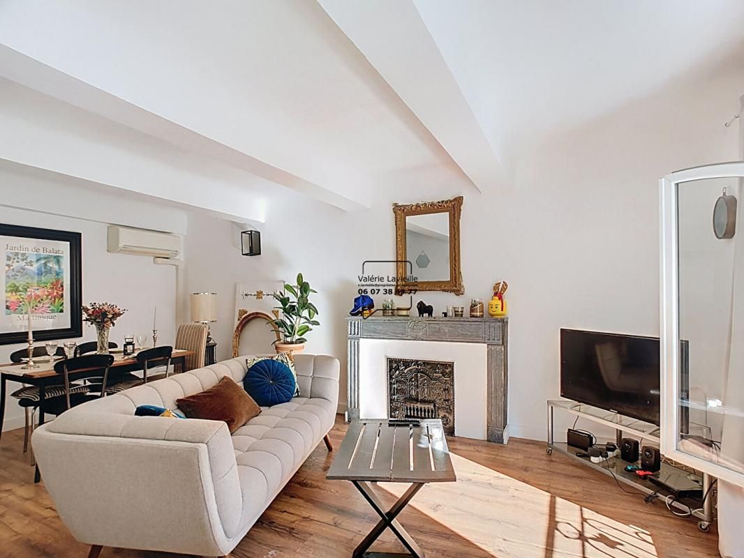 MARSEILLE-1ER-ARRONDISSEMENT Marseille (13001) - Vieux-Port - Exclusivité - T3 avec Terrasse 2